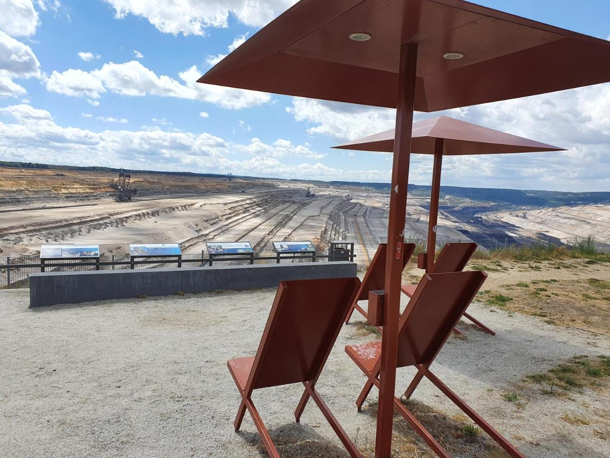 Jufa Hotel Im Brueckenkopfpark - Juelich Exteriör bild